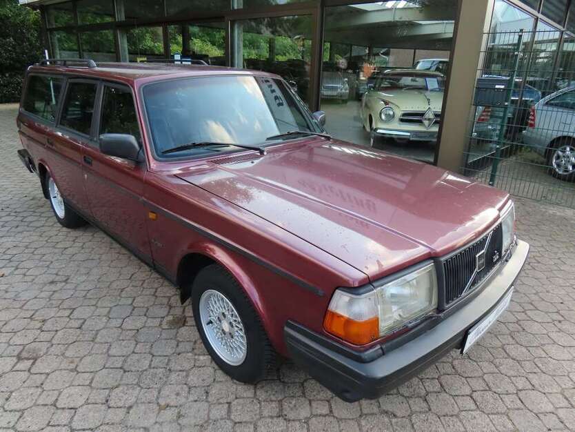 240
