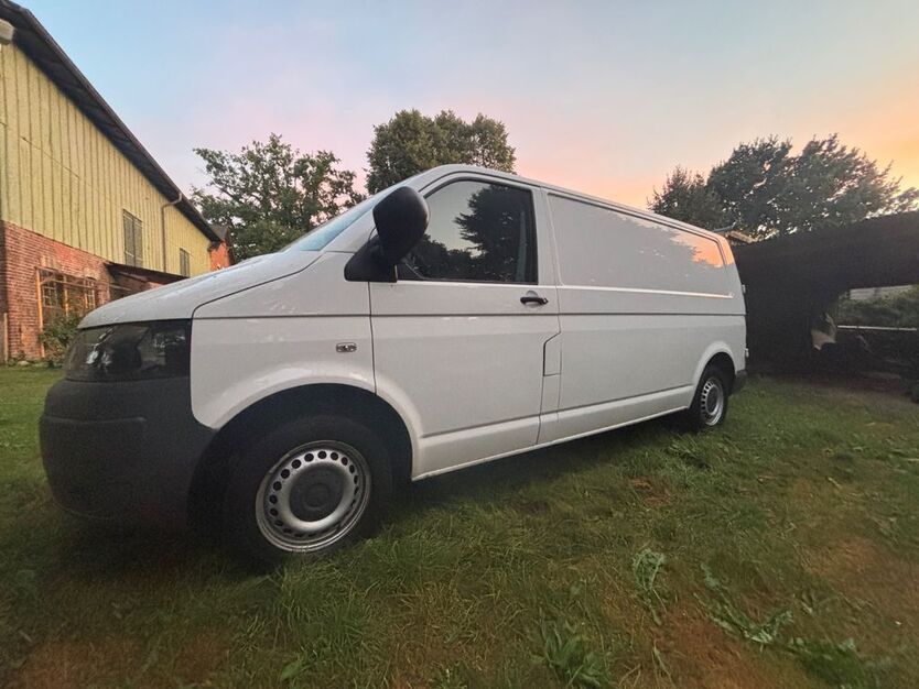 VW T5 Transporter 167.000 km 7.850 € Loop 24644