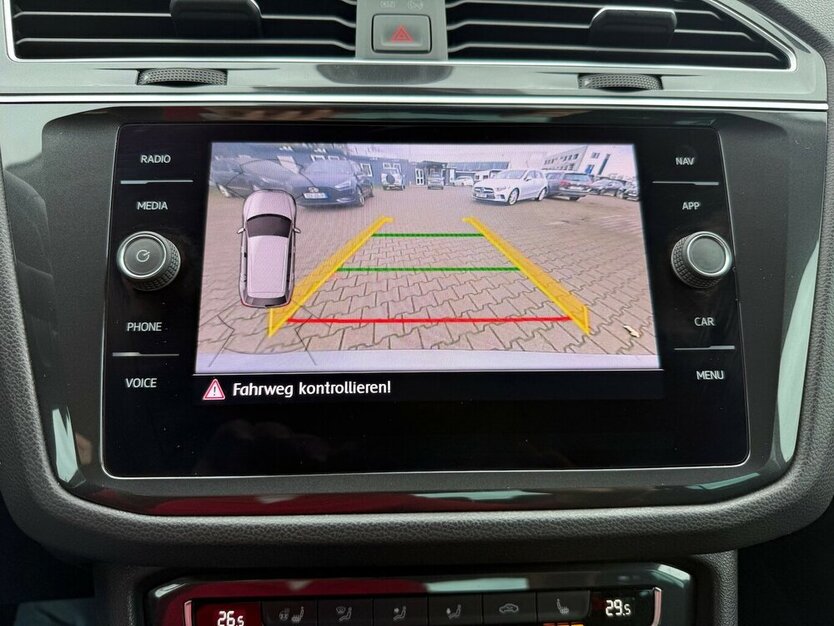 VW Tiguan 2.0 TSI Highline 4Motion 94.211 km 20.890 € Frankfurt 60386