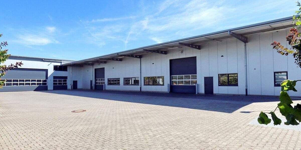 Vielseitig nutzbares Gewerbeanwesen in 33154 Salzkotten | High End Büro, Produktion, Logistik und Ausstellungshalle zimmer