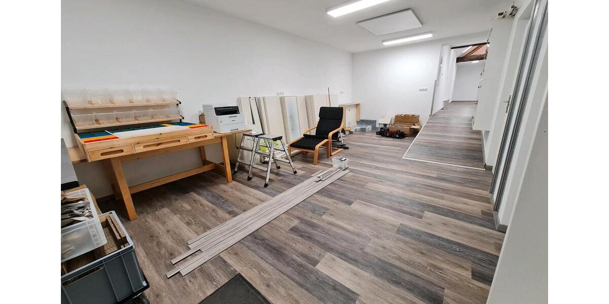 GewerbeflächeBüroPraxis mit 96m² extra Lagerfläche zimmer