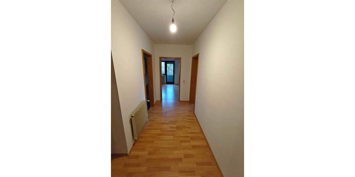 Etagenwohnung Gersfeld (Rhön) Gersfeld - 3 Zimmer, 110 m&sup2;, 750&euro; | Angebot:25668616