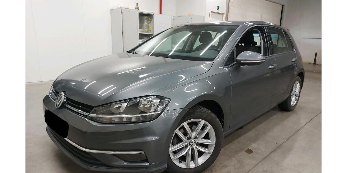 VW Golf 151.000 km 11.840 &euro; Kelkheim 65779