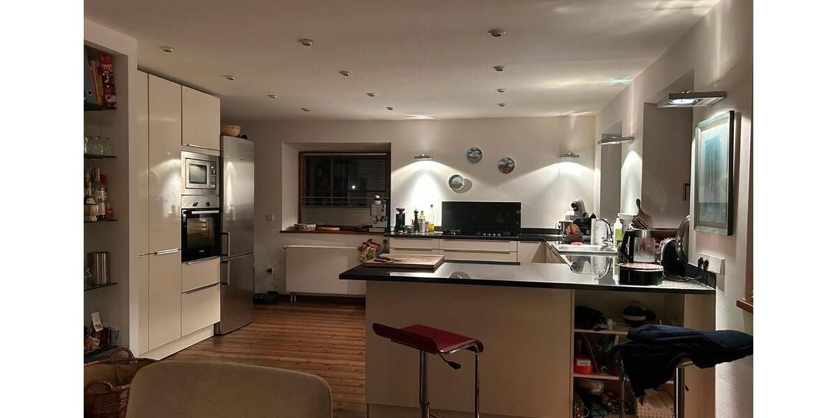 Einfamilienhaus Huglfing - 6 Zimmer, 203 m&sup2;, 1.050.000&euro; | Angebot:26800530