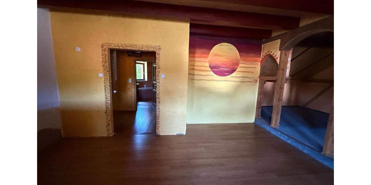 90m² Wohnung im Zweifamilienhaus in ruhiger, idyllischer Lage 3 zimmer