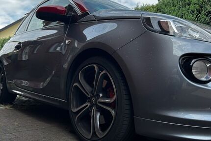 Opel Adam 64.000 km 12.750 &euro; Versmold 33775