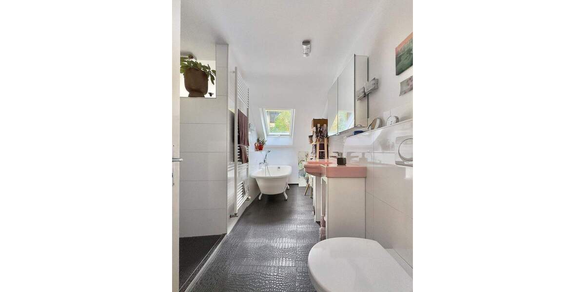 Etagenwohnung Freiburg im Breisgau Günterstal - 4 Zimmer, 97 m&sup2;, 598.000&euro; | Angebot:26435812