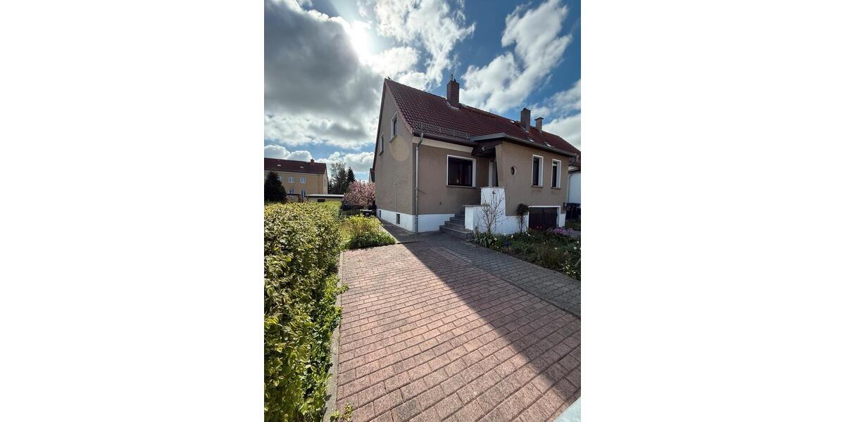 Doppelhaushälfte Gößnitz - 4 Zimmer, 95 m&sup2;, 155.000&euro; | Angebot:26926729