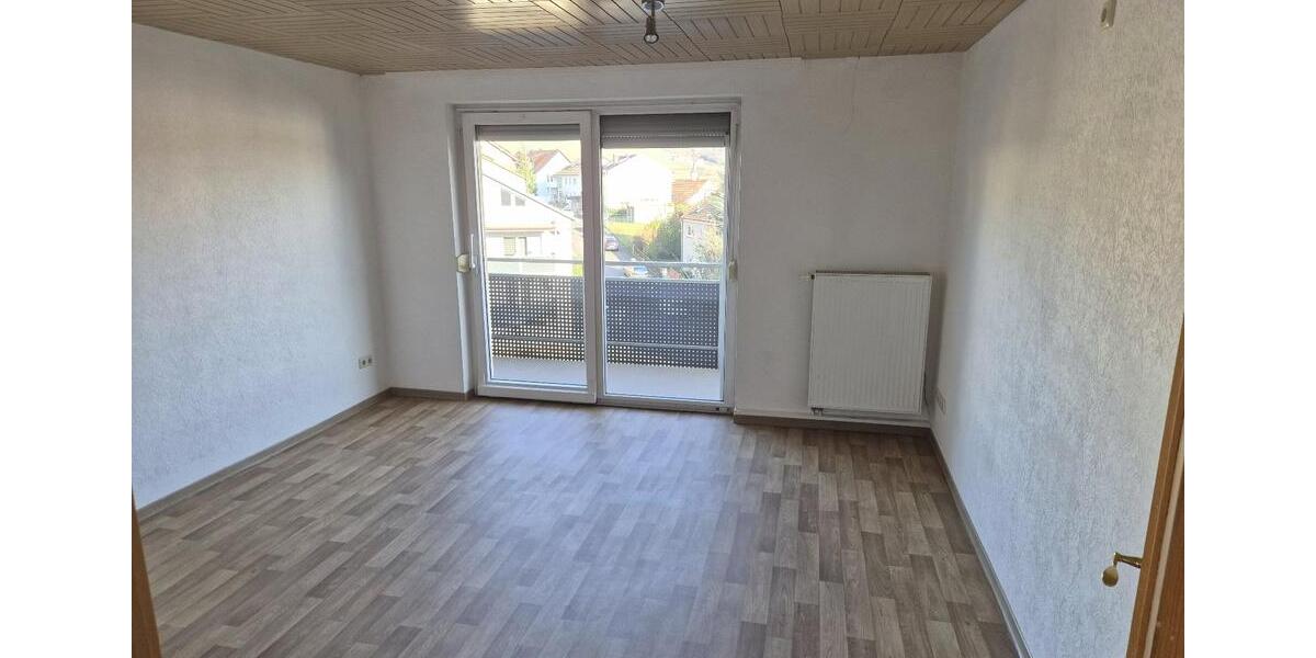 Etagenwohnung Ochsenfurt - 4 Zimmer, 82 m&sup2;, 204.000&euro; | Angebot:25321673