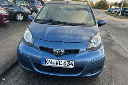 Toyota Aygo (X) 96.581 km 2.999 € Radolfzell 78315