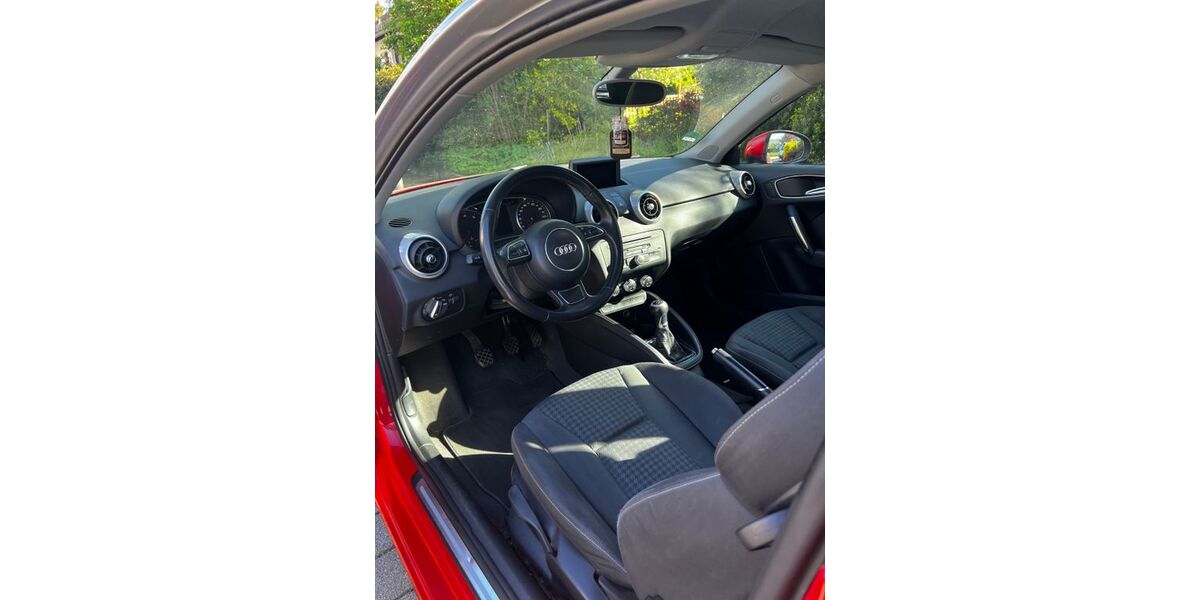 Audi A1 176.500 km 5.400 &euro; Marburg 35041