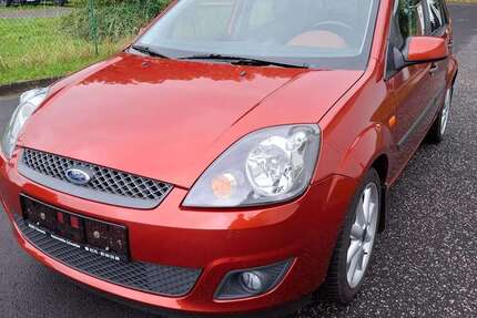 Ford Fiesta 75.000 km 3.490 € Hauneck 36282