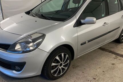 Renault Clio 216.000 km 1.480 &euro; Steinbach-Hallenberg OT Herges-Hallenberg 98587