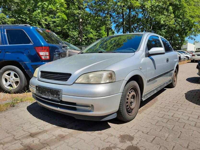 Opel Astra 290.960 km 950 € Berlin 12349