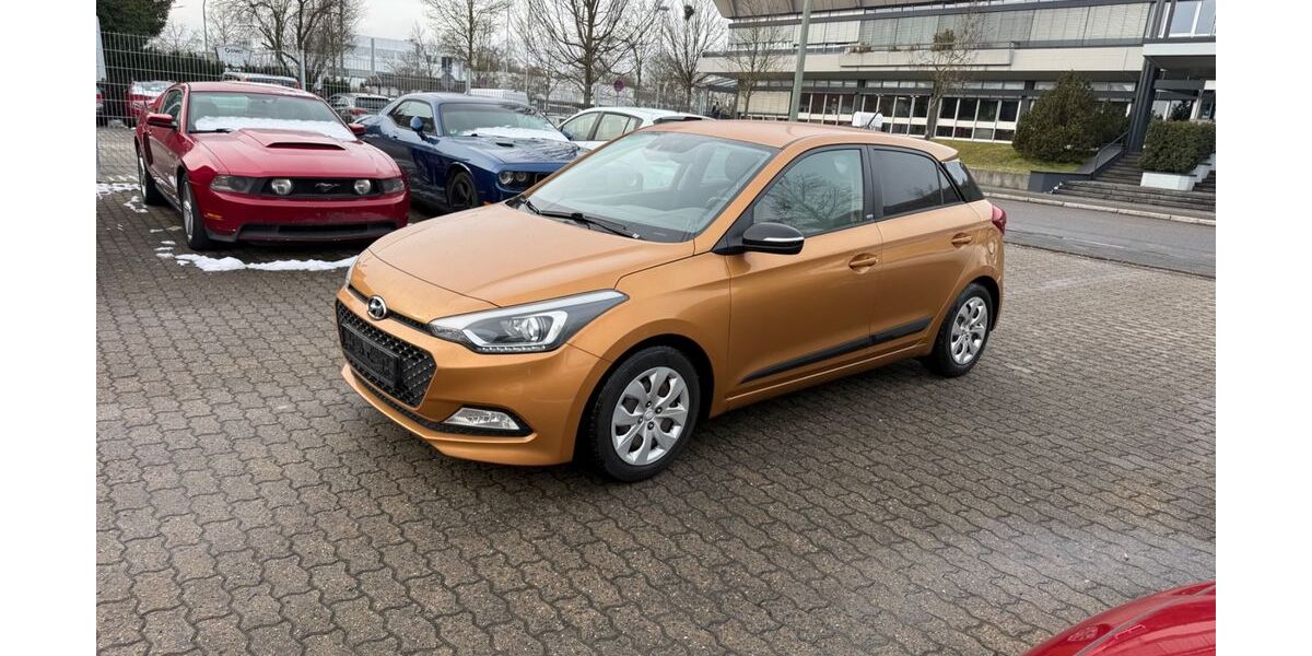 Hyundai i20 149.987 km 6.299 &euro; Hanau 63452