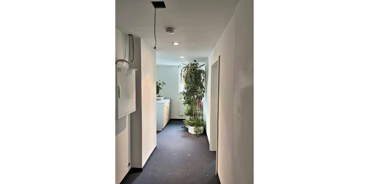 Gewerbeobjekt Neubiberg - 2 Zimmer, 60 m&sup2;, 1.105&euro; | Angebot:25214042