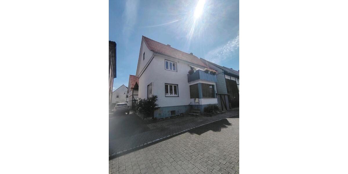 Einfamilienhaus Meißner - 9 Zimmer, 260 m&sup2;, 179.000&euro; | Angebot:27114699