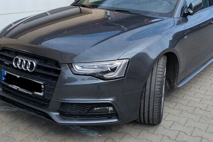 Audi A5 218.000 km 14.200 &euro; Dillingen an der Donau 89407