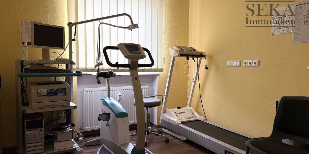 Etagenwohnung Regen - 3 Zimmer, 150 m&sup2;, 890&euro; | Angebot:26886483