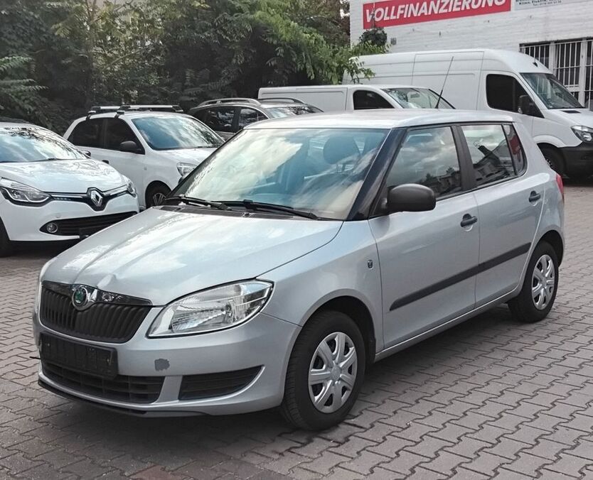 Skoda Fabia 99.700 km 4.650 € Berlin 13409