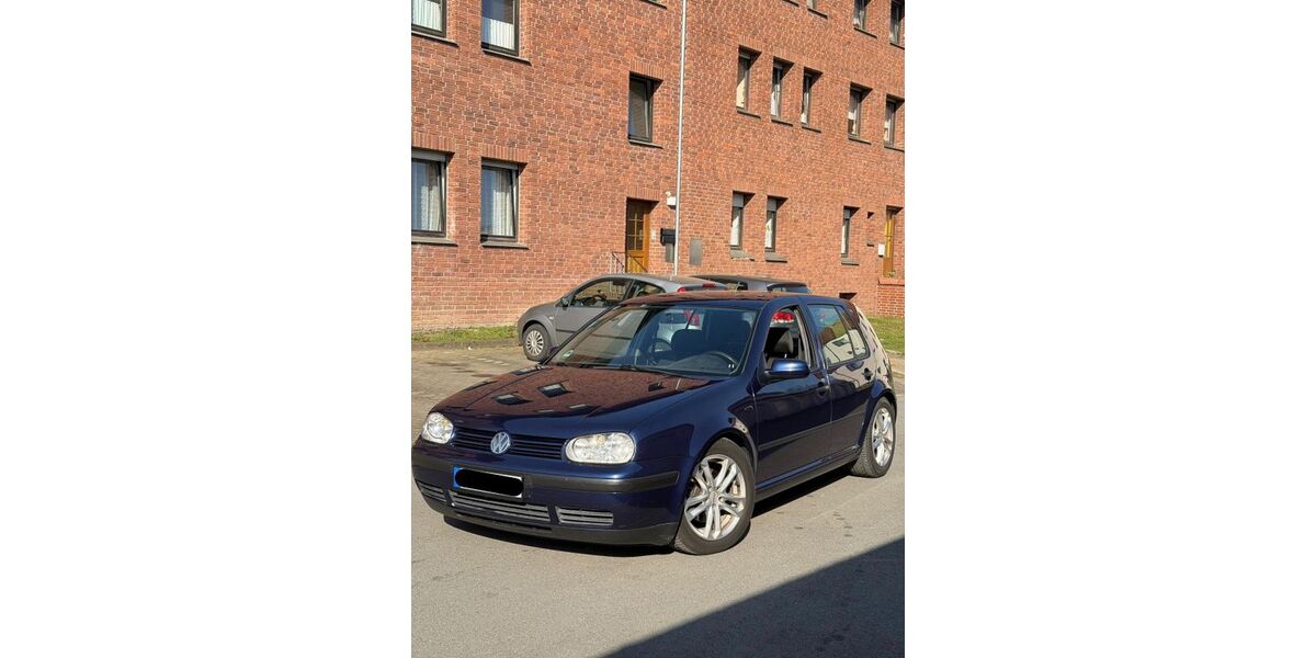 VW Golf 282.000 km 3.190 &euro; Halle Westfalen 33790
