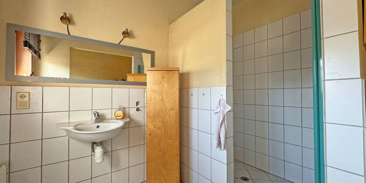 Mehrfamilienhaus, Wohnhaus Voerde - 1 Zimmer, 272 m&sup2;, 420.000&euro; | Angebot:23954848