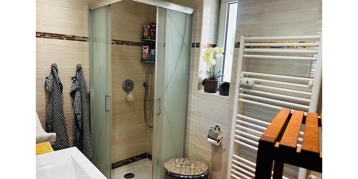 Etagenwohnung Greiz - 3 Zimmer, 69 m&sup2;, 610&euro; | Angebot:24876854