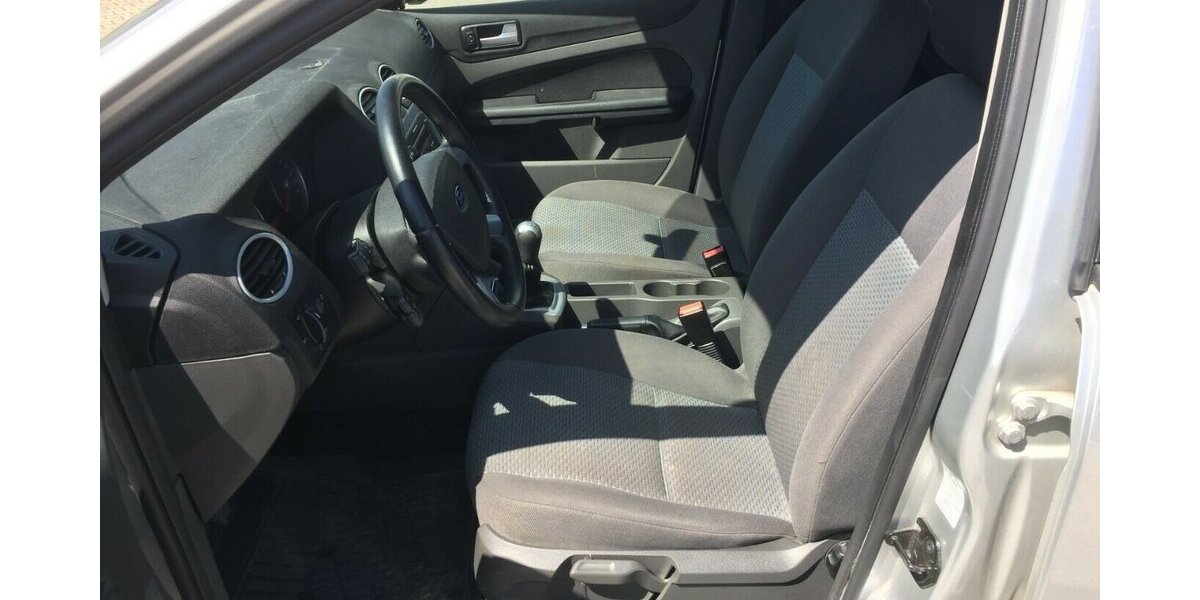 Ford Focus Ambiente,Klima,Tempomat! 153.000 km 850 &euro; Himmelkron 95502