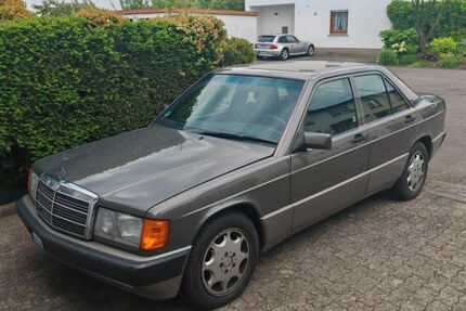 Mercedes-Benz 190 94.430 km 7.500 € Ketsch 68775