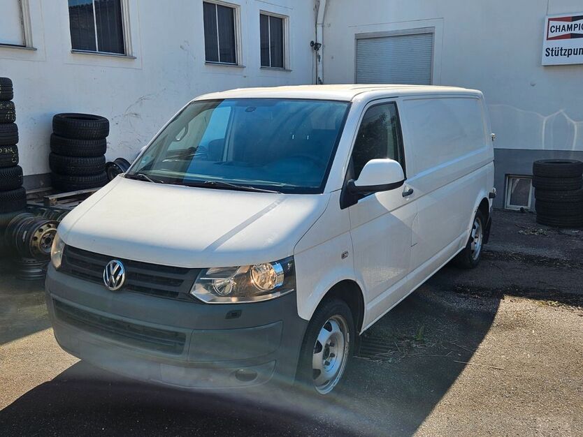 VW T5 Transporter 215.000 km 10.250 € Koblenz 56073