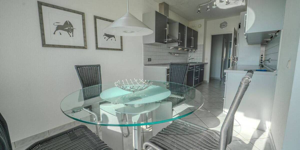 Etagenwohnung Karlsruhe Neureut - 4 Zimmer, 120 m&sup2;, 420.000&euro; | Angebot:26053464