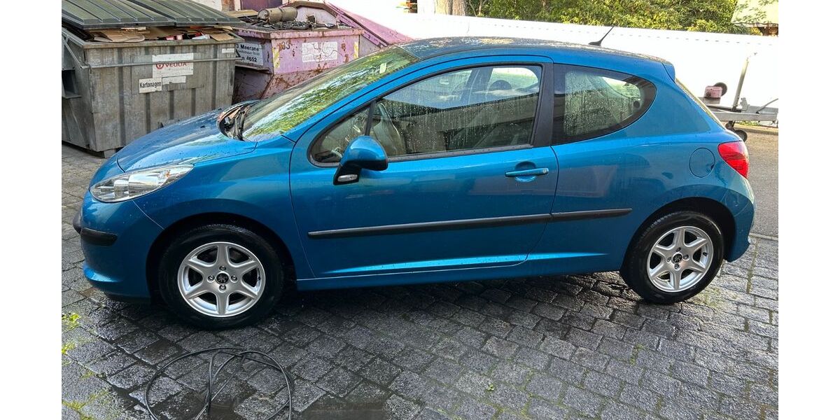 Peugeot 207 65.200 km 4.500 &euro; Meerane 08393