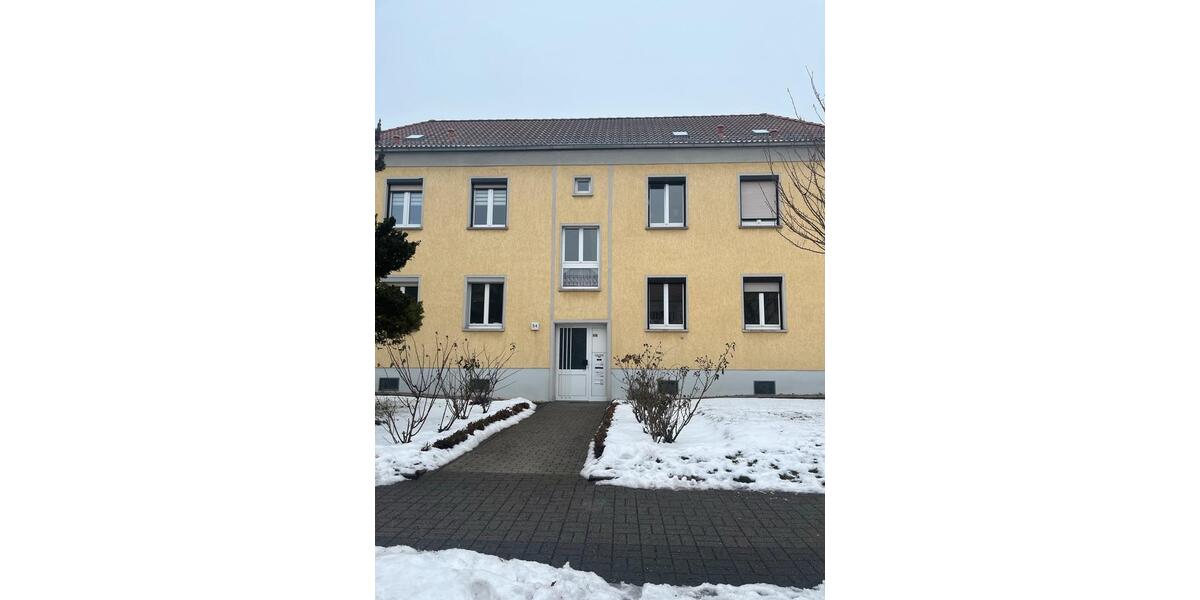 Erdgeschoßwohnung Hohenmölsen - 3 Zimmer, 68 m&sup2;, 690&euro; | Angebot:24828094