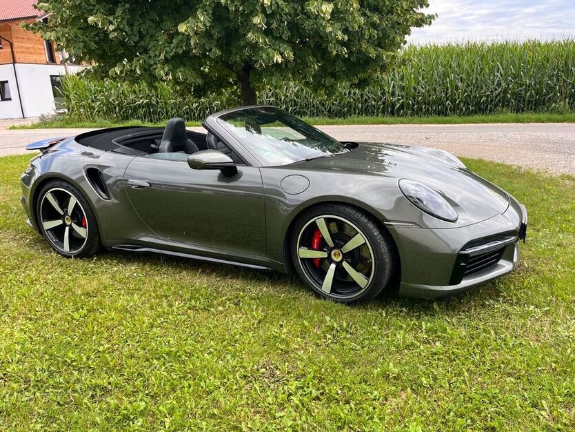 992