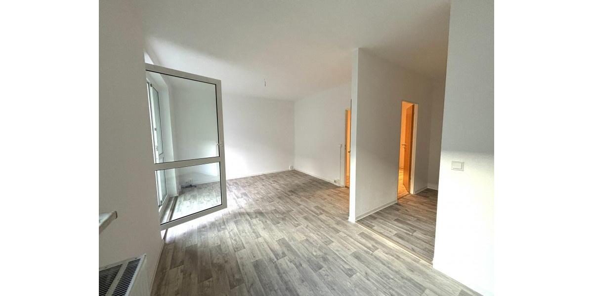 Erdgeschoßwohnung Zwickau Neuplanitz - 2 Zimmer, 50 m&sup2;, 325&euro; | Angebot:23250793