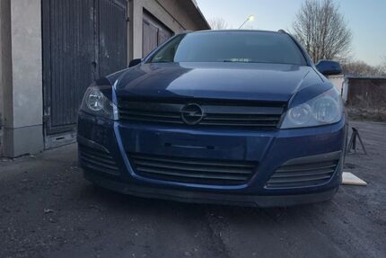 Opel Astra 210.000 km 550 &euro; Staßfurt OT Brumby 39443
