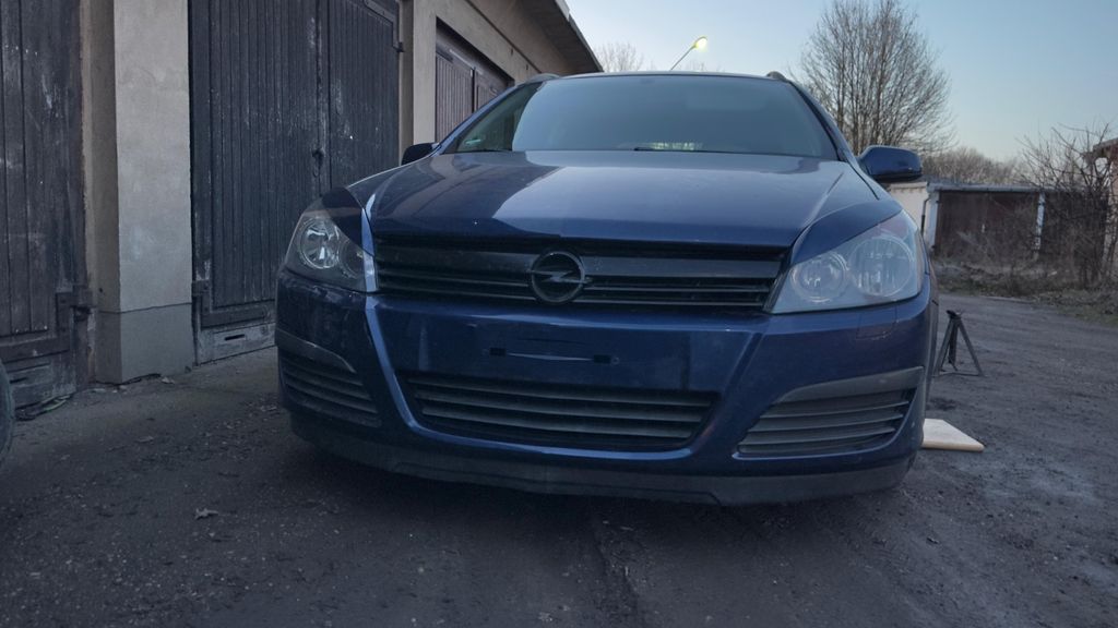 Opel Astra 210.000 km 550 &euro; Staßfurt OT Brumby 39443
