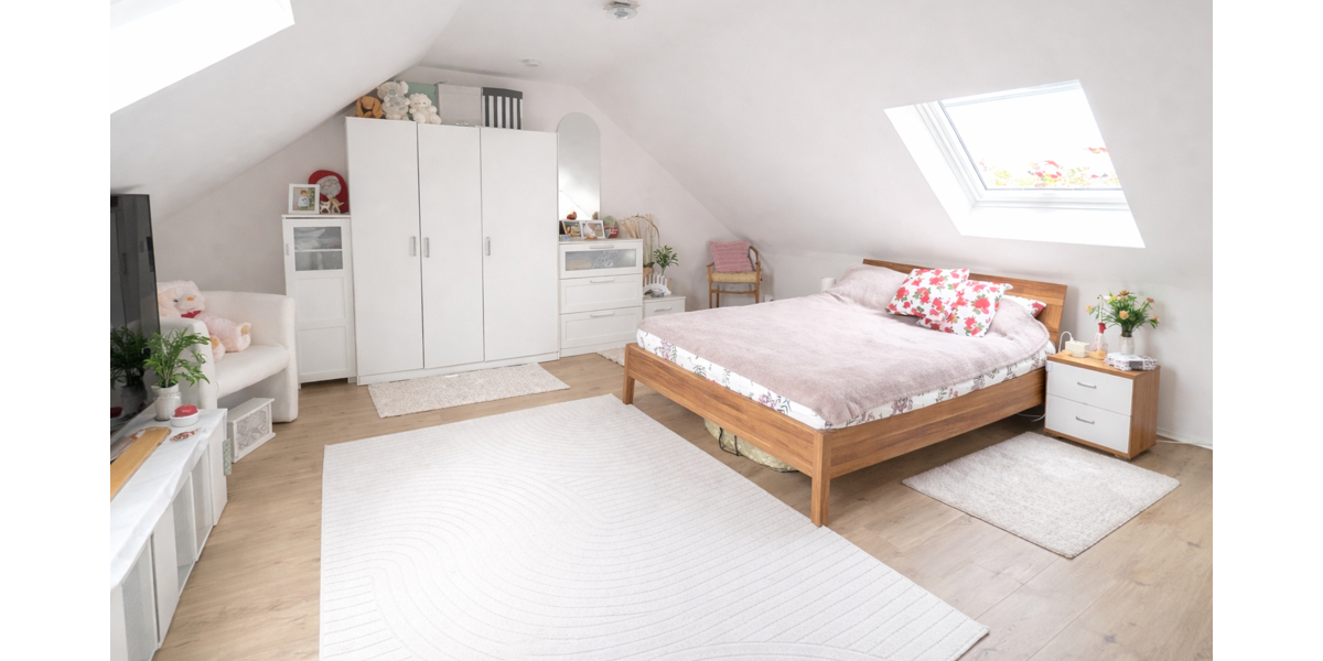 helle 1,5 Zimmer Dachgeschosswohnung für Kapitalanleger - Dachgeschoßwohnung Ulm / Gögglingen Gögglingen | Angebot:24510573