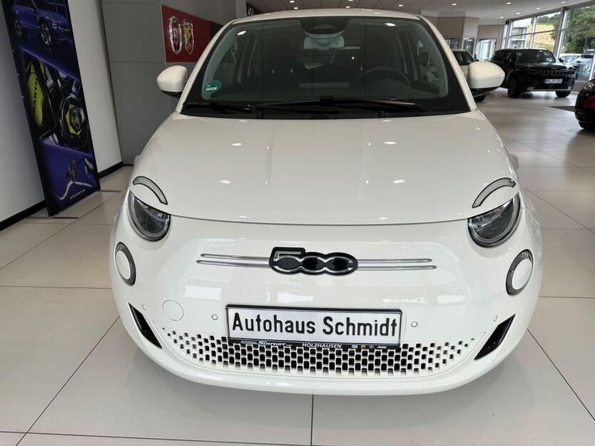 Fiat 500e 22.068 km 20.990 € Dautphetal 35232