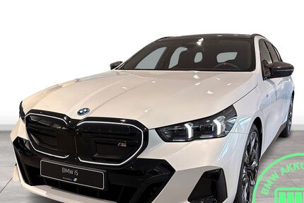 BMW i5 1.900 km 127.340 &euro; Korbach 34497
