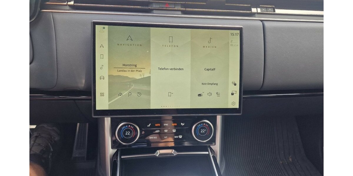 Land Rover Range Rover SE Panoramadach Kamera Luftfederung 15.000 km 129.899 &euro; Landau 76829