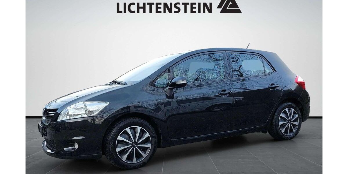 Toyota Auris 105.800 km 7.440 &euro; Lichtenstein 72805