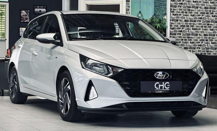 i20