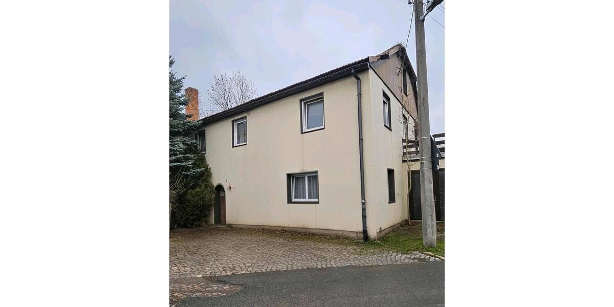 Einfamilienhaus Bucha - 10 Zimmer, 200 m&sup2;, 125.000&euro; | Angebot:26780280