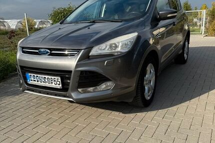 Ford Kuga 119.000 km 9.800 € Lambsheim 67245