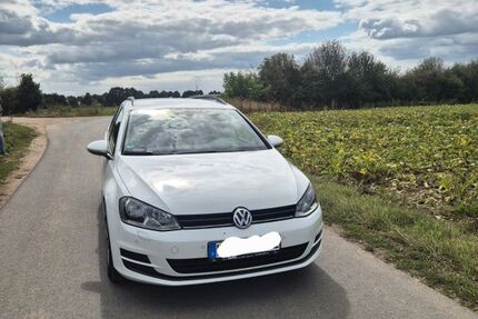 VW Golf 159.000 km 9.400 &euro; Kalkar 47546