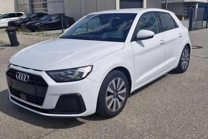 Audi A1 109.000 km 14.900 &euro; Altdorf/Landshut 84032