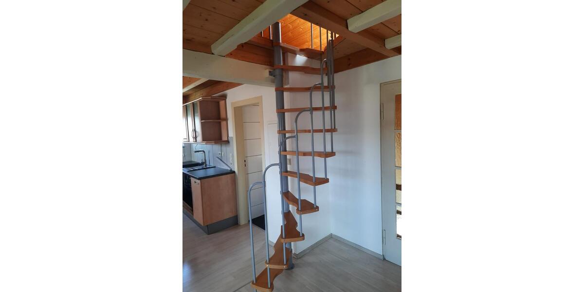 Dachgeschoßwohnung Tauberbischofsheim - 2.5 Zimmer, 65 m&sup2;, 600&euro; | Angebot:25237161