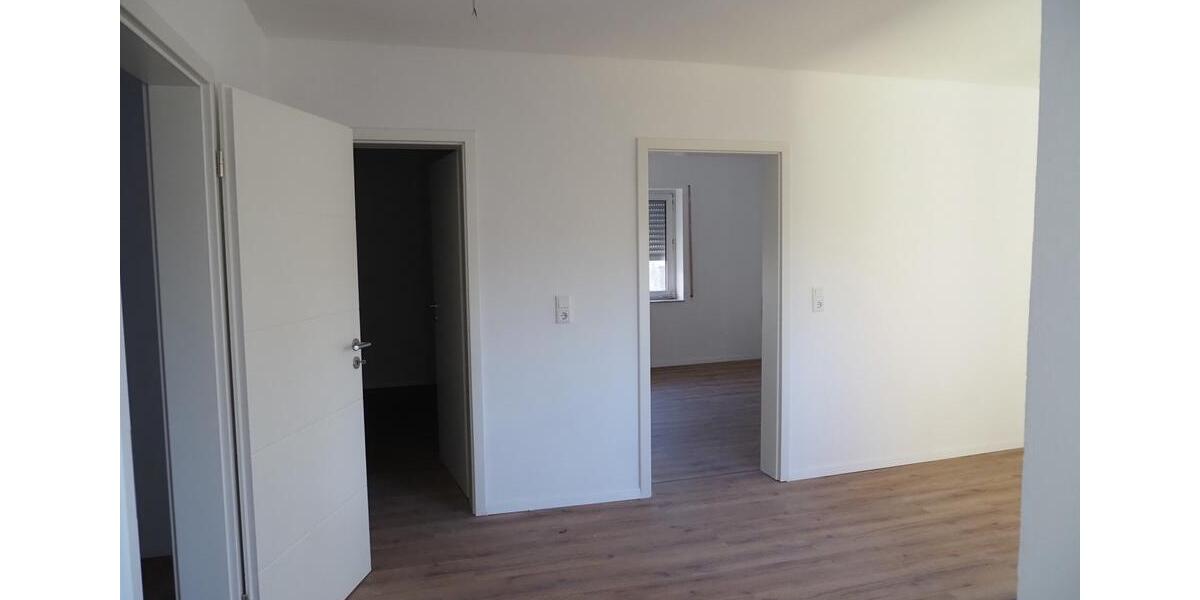 Etagenwohnung Feuchtwangen - 2.5 Zimmer, 72 m&sup2;, 760&euro; | Angebot:26133114