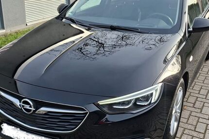 Opel Insignia 113.500 km 14.950 € Düsseldorf 40227